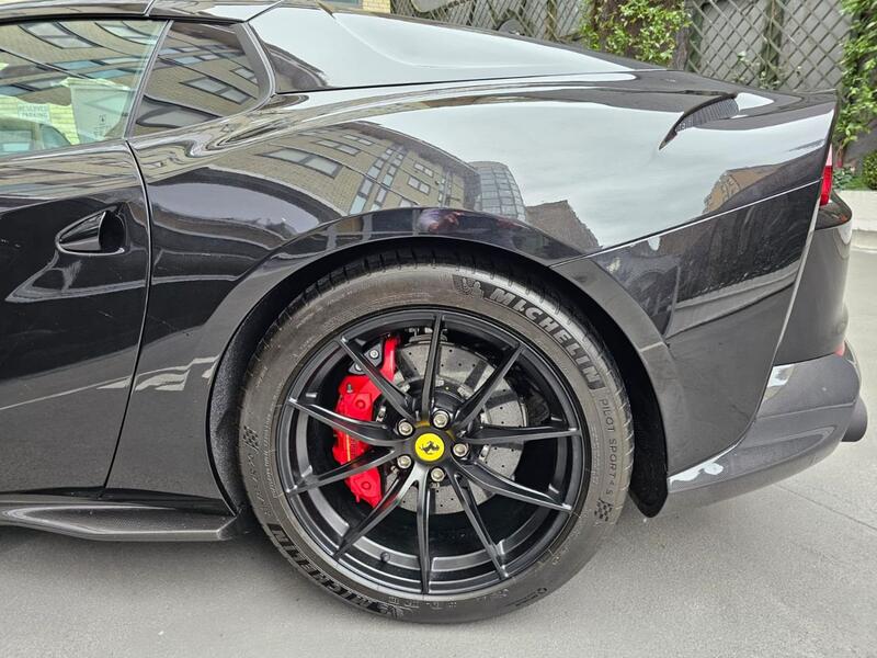 FERRARI 812 SUPERFAST