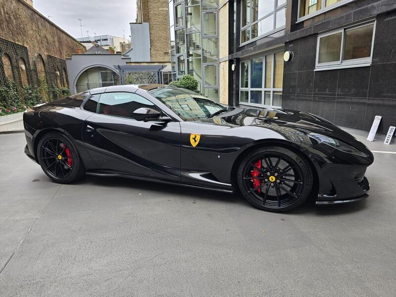 FERRARI 812 SUPERFAST