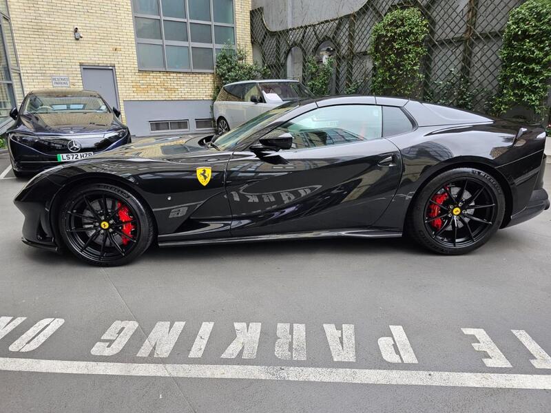 FERRARI 812 SUPERFAST