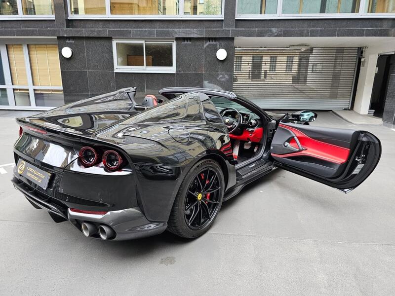 FERRARI 812 SUPERFAST