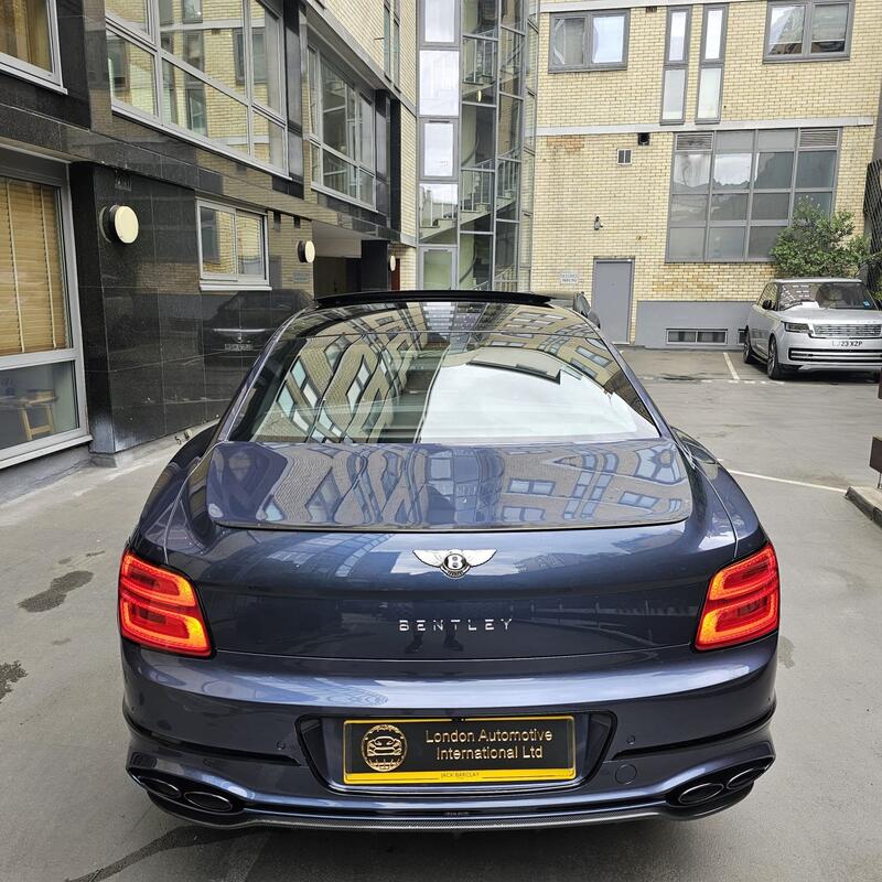 BENTLEY FLYING SPUR