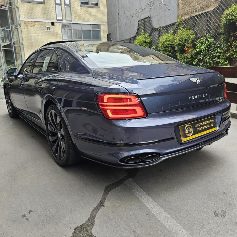 BENTLEY FLYING SPUR