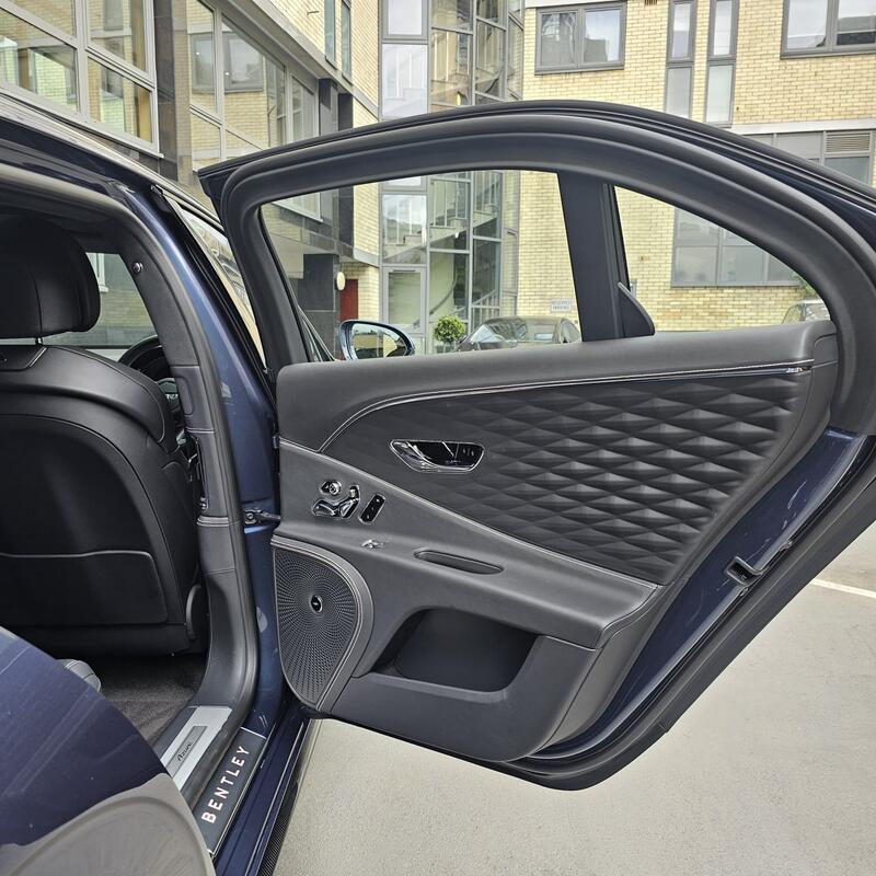 BENTLEY FLYING SPUR