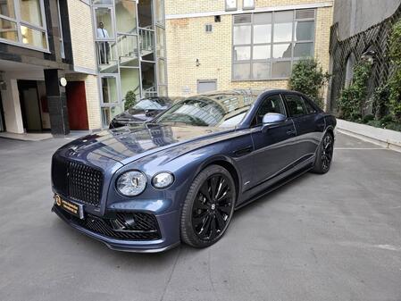 BENTLEY FLYING SPUR 4.0 V8 Azure