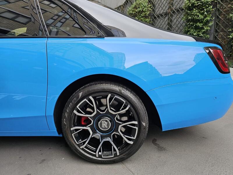 ROLLS-ROYCE GHOST