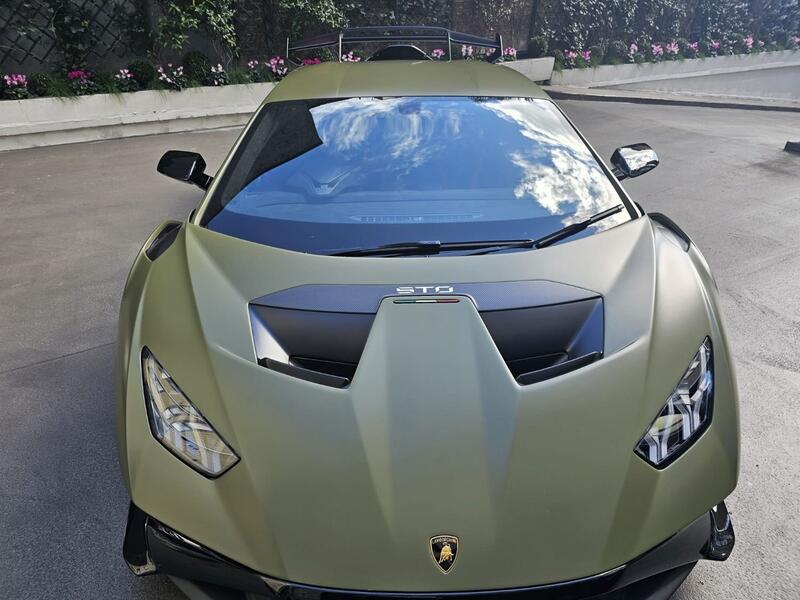 View LAMBORGHINI HURACAN 5.2 V10 LP 640-2 STO  