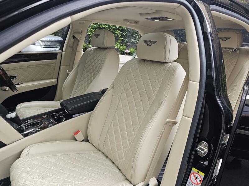 BENTLEY FLYING SPUR