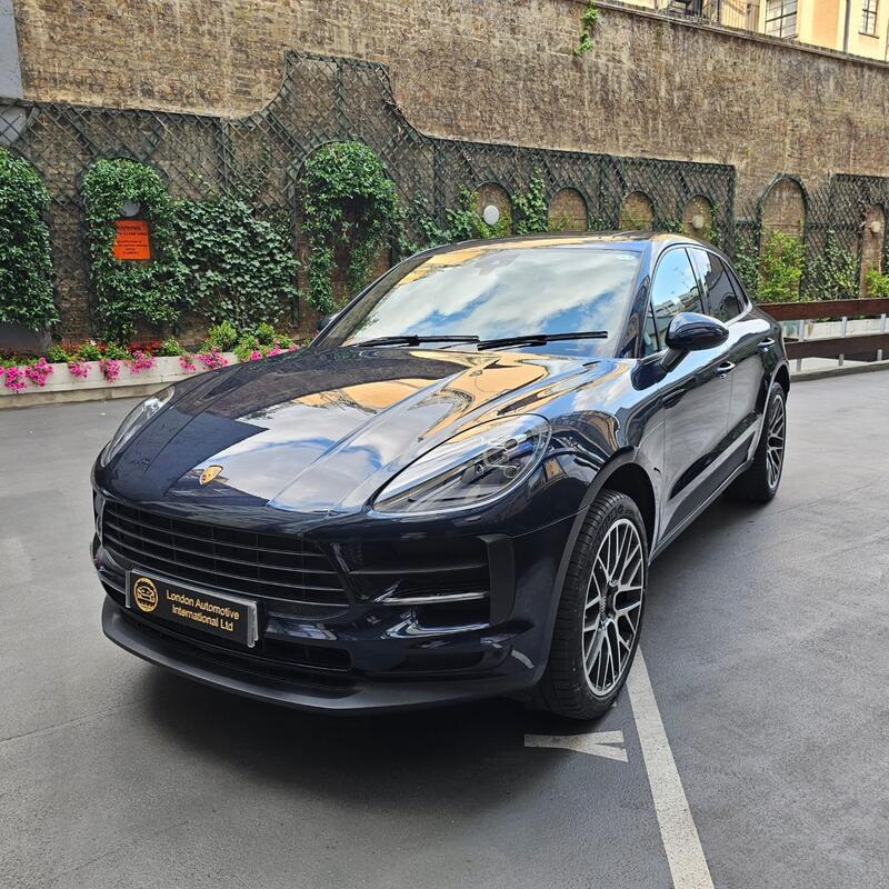 View PORSCHE MACAN 2.0 T