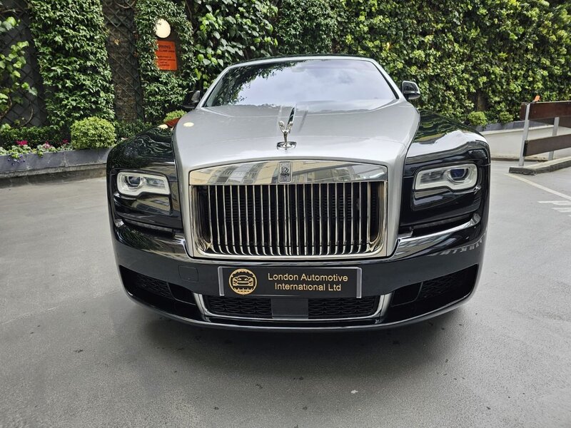 View ROLLS-ROYCE GHOST V12 SWB   VATQUALIFYING PCO LICENSED