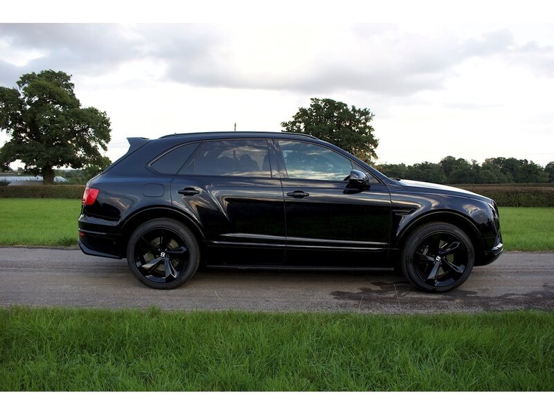 View BENTLEY Bentayga V8 Mulliner  VATQ