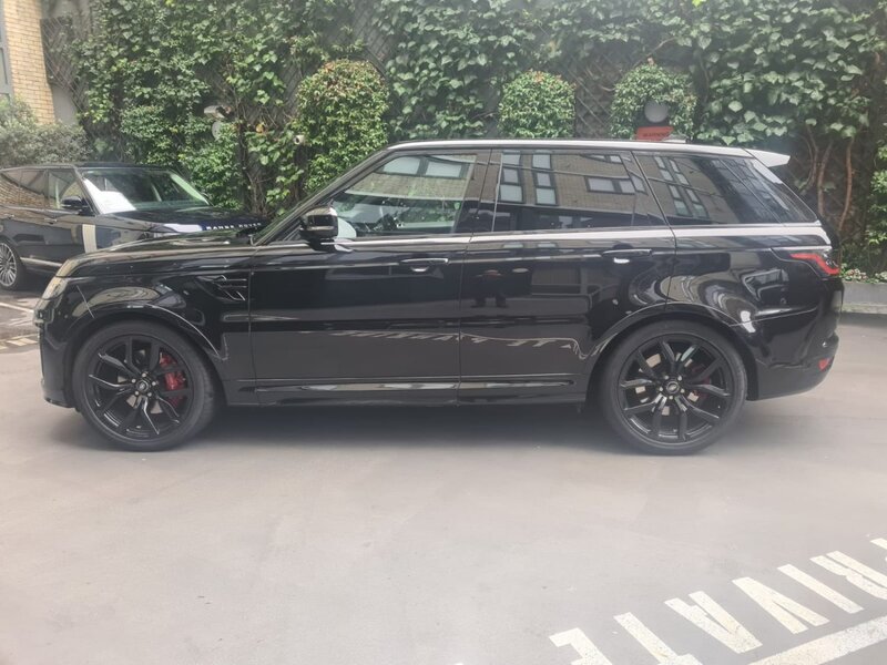 View LAND ROVER RANGE ROVER SPORT SVR VATQ