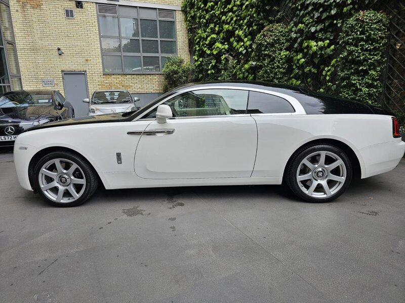 ROLLS-ROYCE WRAITH