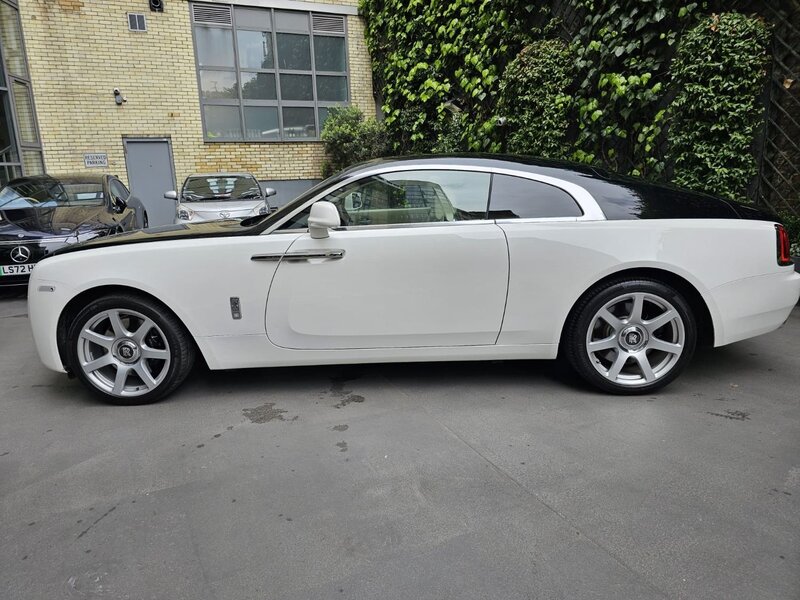 ROLLS-ROYCE WRAITH