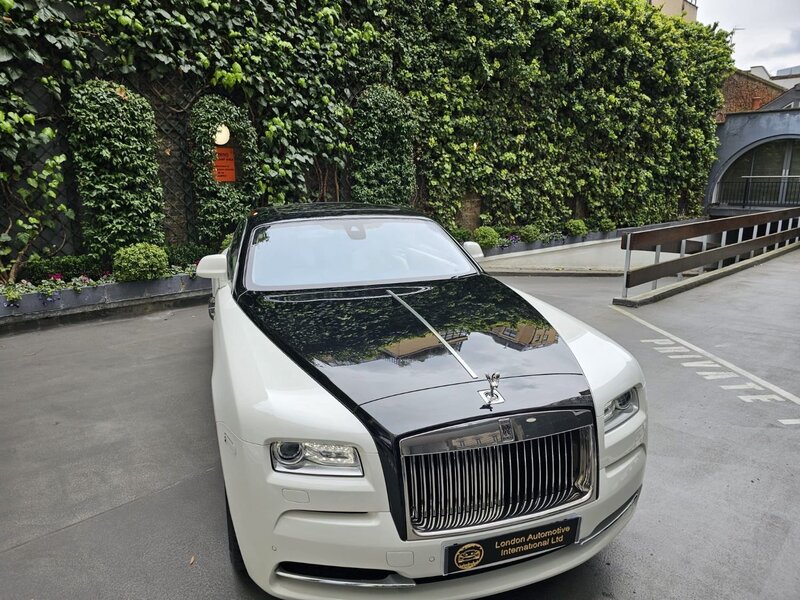 ROLLS-ROYCE WRAITH