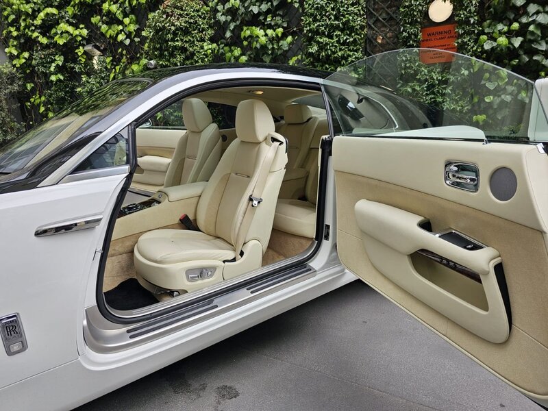 ROLLS-ROYCE WRAITH