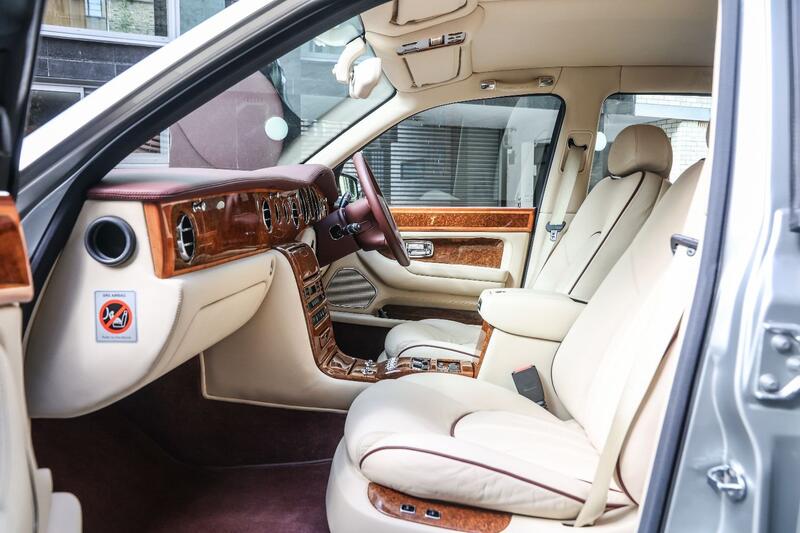 ROLLS-ROYCE SILVER SERAPH