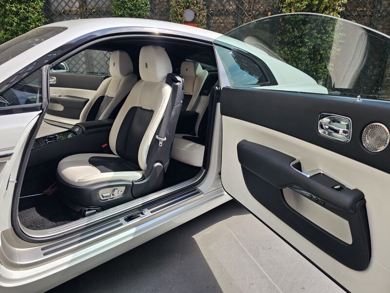 ROLLS-ROYCE WRAITH