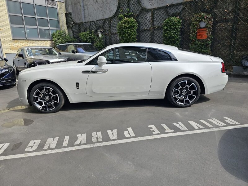 ROLLS-ROYCE WRAITH
