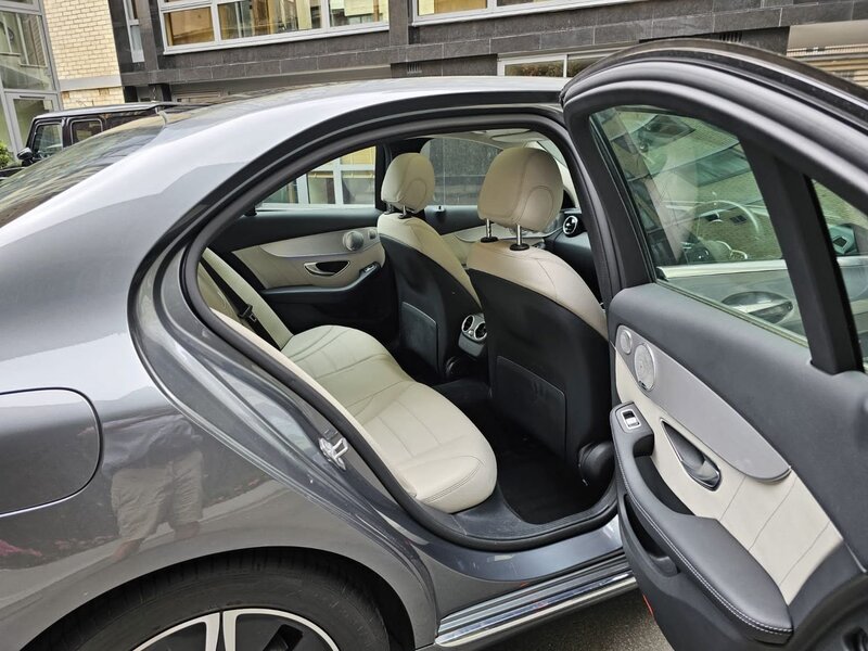 MERCEDES-BENZ C CLASS